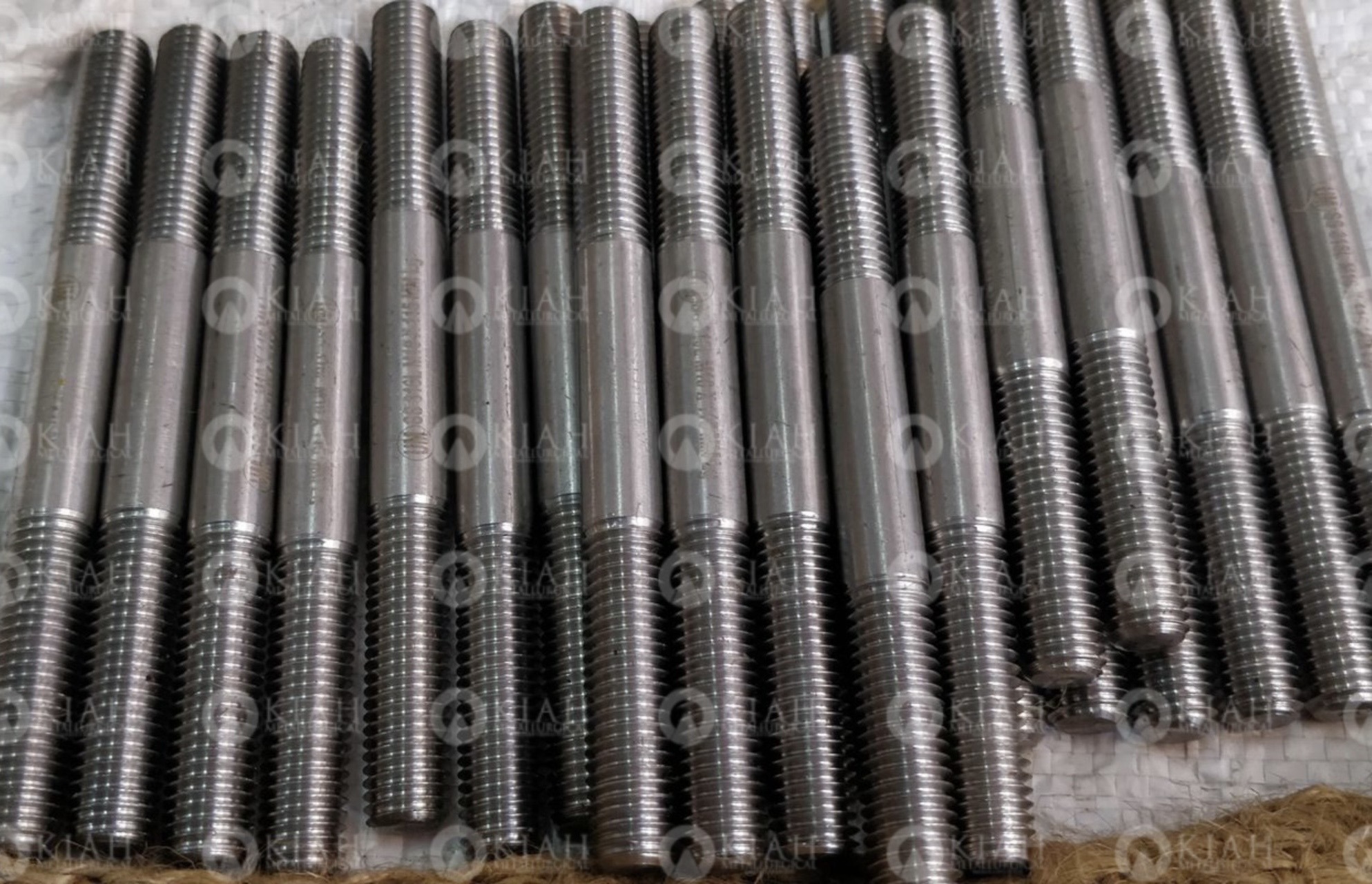 Export Quality Half Threaded Studs BSP Threaded in SS904L for Battery Industry